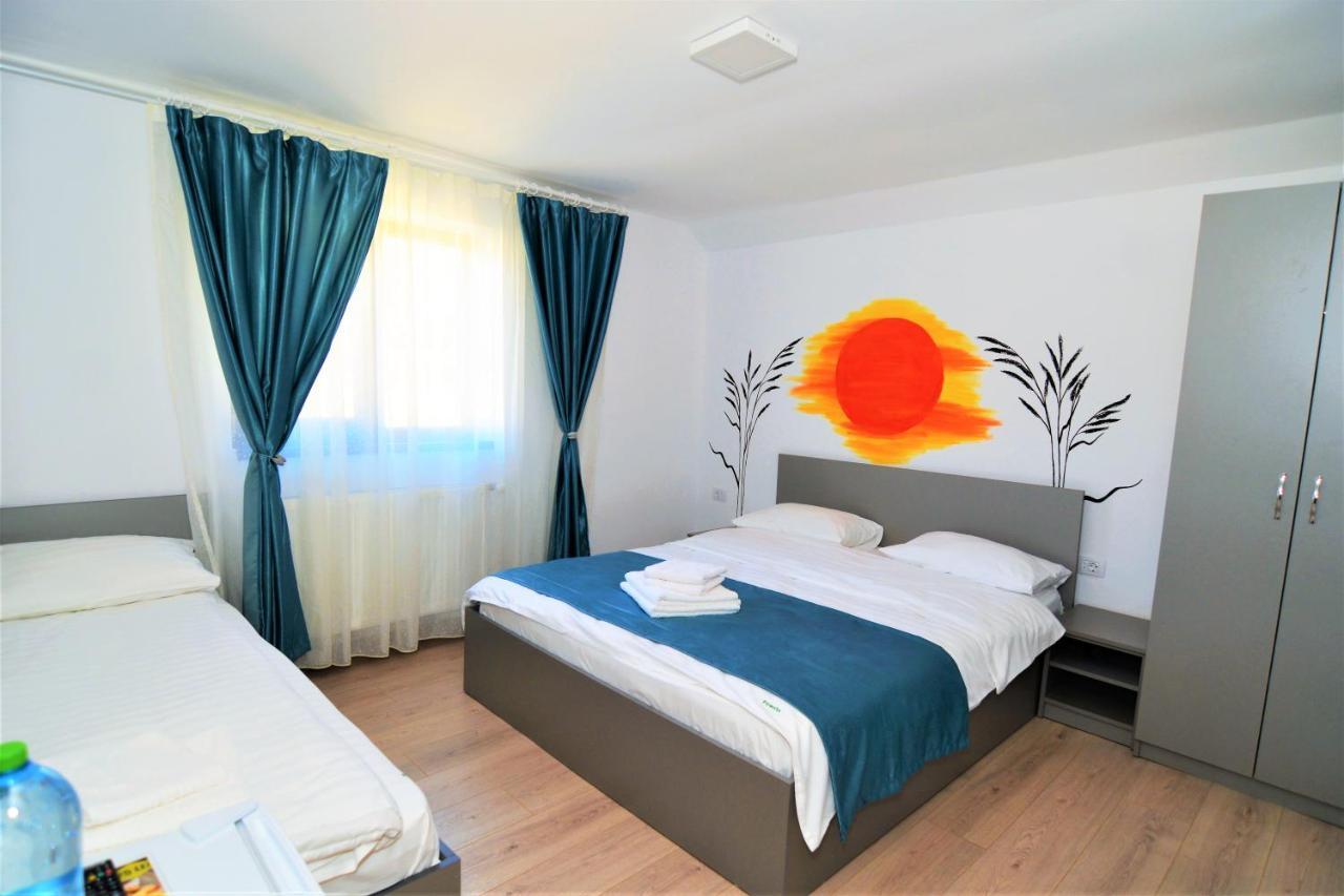 Vila Poienita Caciulata คาลิมาเนช ภายนอก รูปภาพ